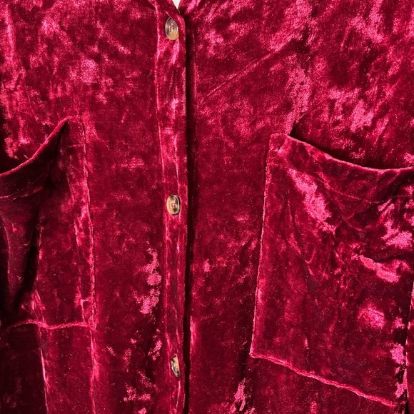 💫 Crushed Velvet Shirt Dress - Picture 10 of 11